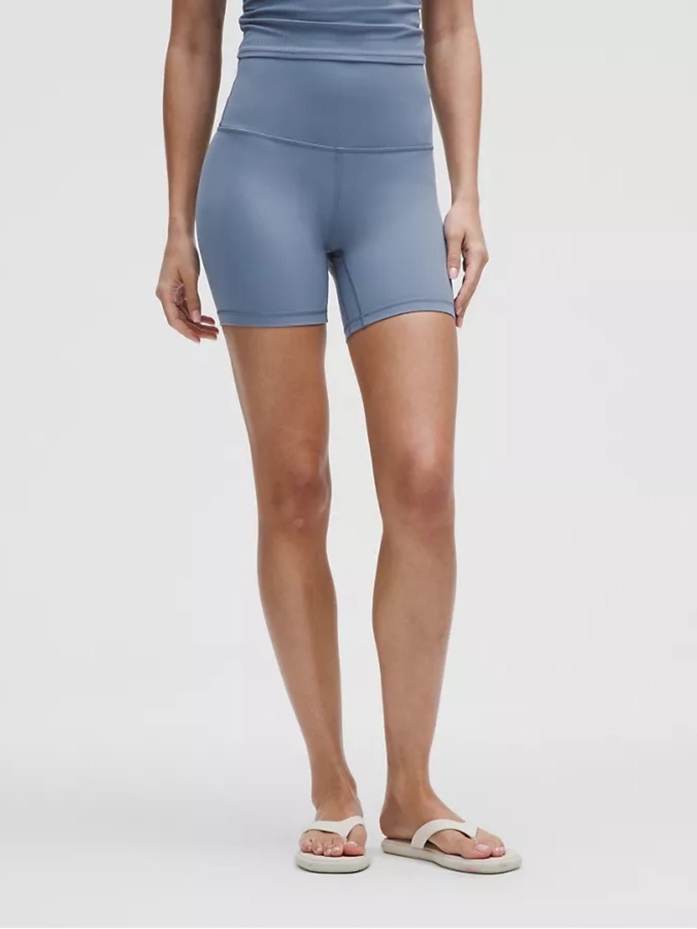 Lululemon Athletica Align Bike Shorts in Washed Denim size 8 - 6” length
